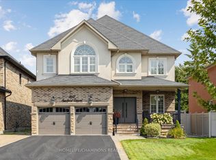 1612 Sandhurst Cres, Pickering, ON L1V 6W2