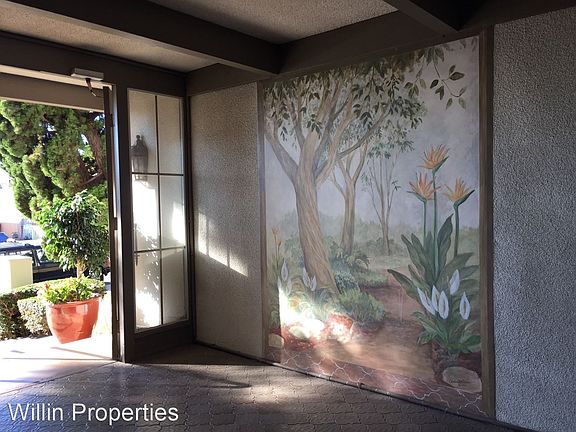 4th image of 5255 Cass St APT 11