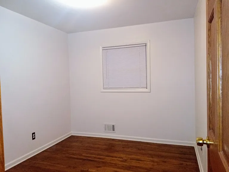 22015 Audrey Ave — Photo 11