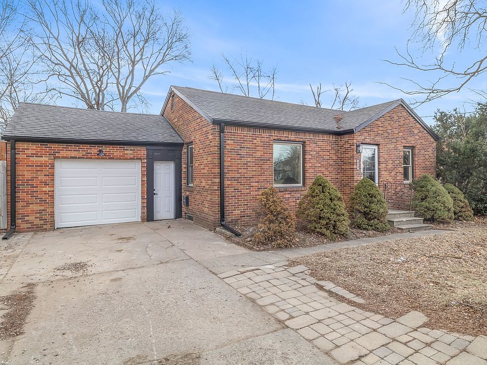 1st image of 413 19th St