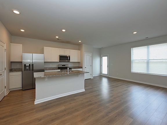 5th image of 418 Waterfowl Way