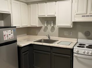 504 S Van Buren St APT 3, Iowa City, IA 52240