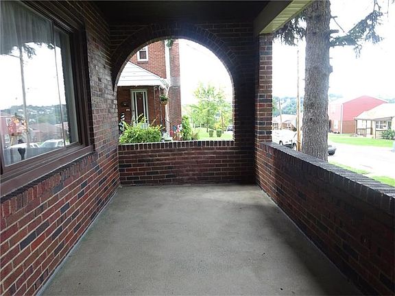 3rd image of 539 Horning St
