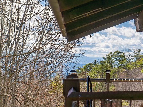 4th image of 1081 Cove Rd #933