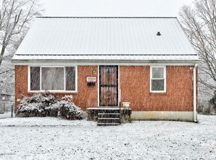 7904 Nancy Ln, Louisville, KY 40258