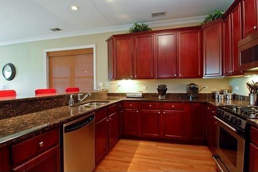 5th image of 1941 W Armitage Ave #2E