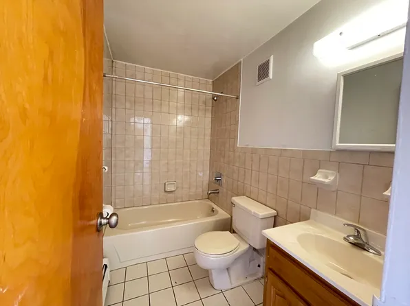 32-69 31st Street image 4 of 6