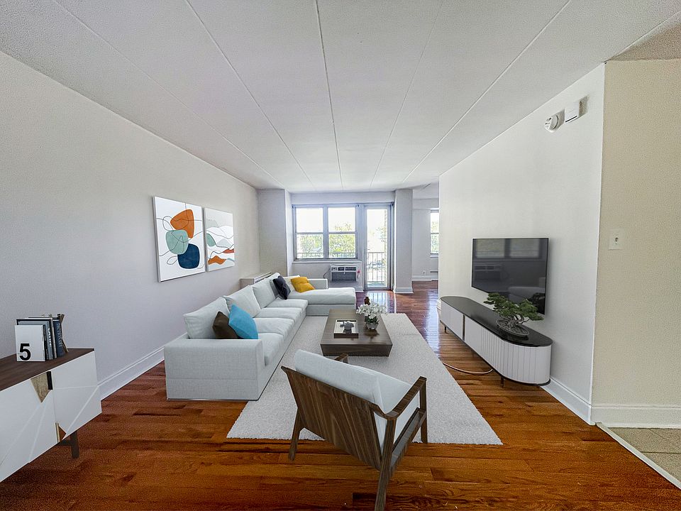 1st image of 42 E Sidney Ave #11H