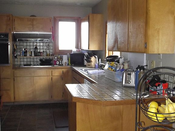 2nd image of 5245 SW Loma Linda Dr