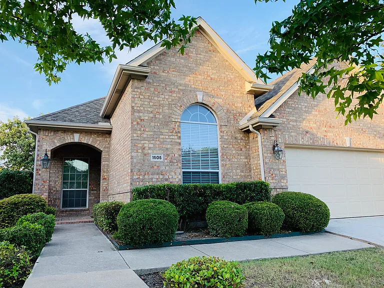 1505 Somerset Dr — Photo 40