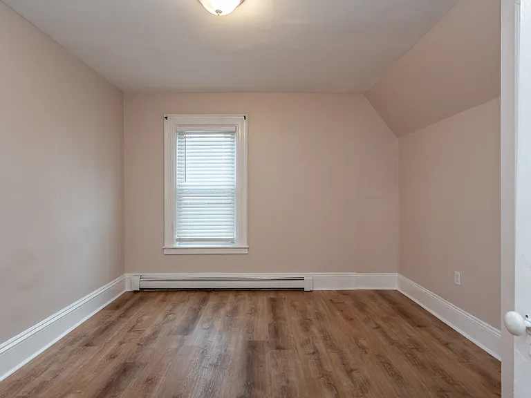 19 Everett St #2 — Photo 10