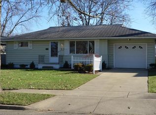 912 15th St SW, Massillon, OH 44647