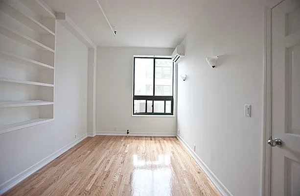 Rented by Makover Group Inc | media 49