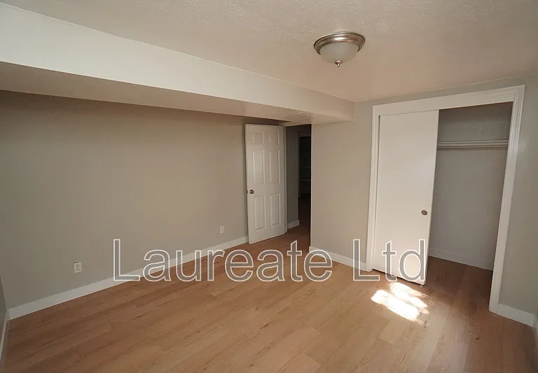 1853 S Oakland St — Photo 25