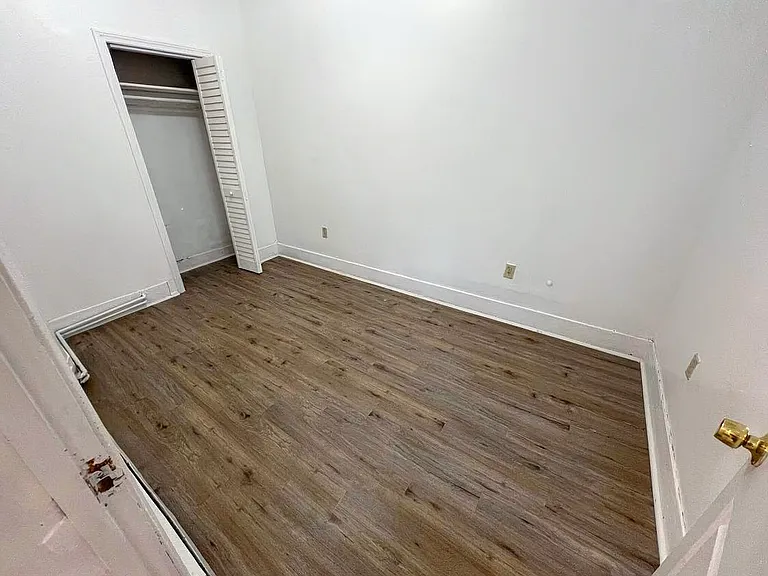 110 Bennington St #2 — Photo 11