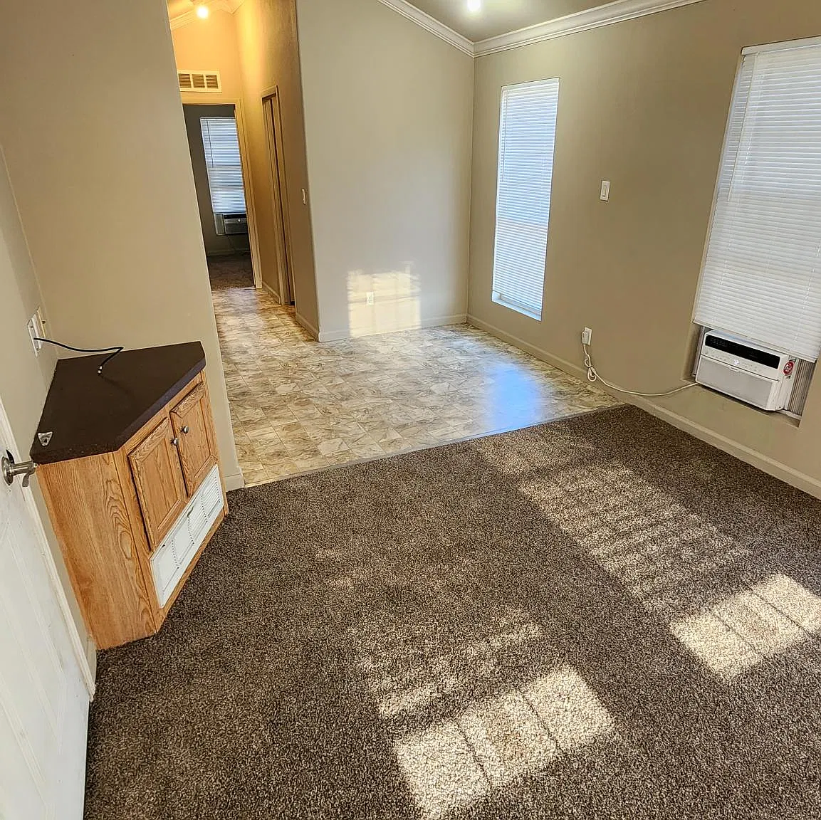 1 bed, 380 sqft, $850 — Photo 2