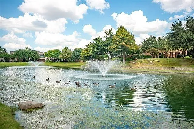 40 Emerald Pond Dr — Photo 29