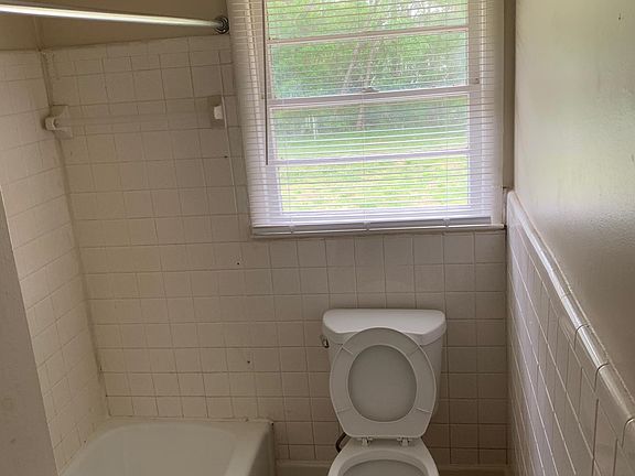 5th image of 3645 Sunny Hill Dr