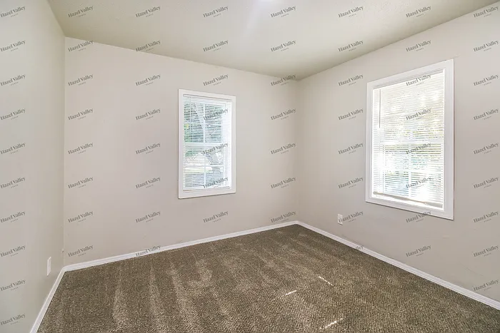 1104 Jet Dr — Photo 9