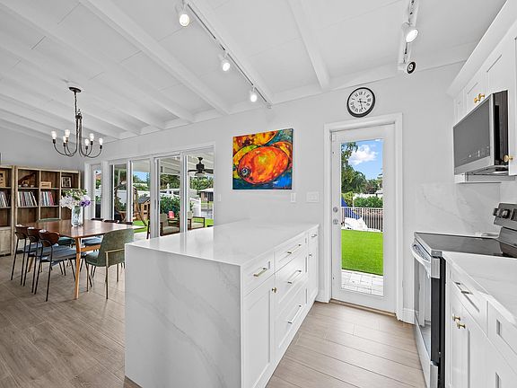 5th image of 2619 Nassau Lane