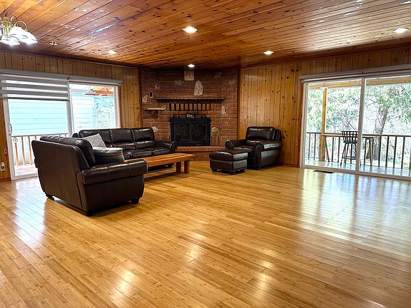 2nd image of 44929 Pine Flat Drive