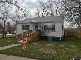 408 S 3rd St, Thermopolis, WY 82443