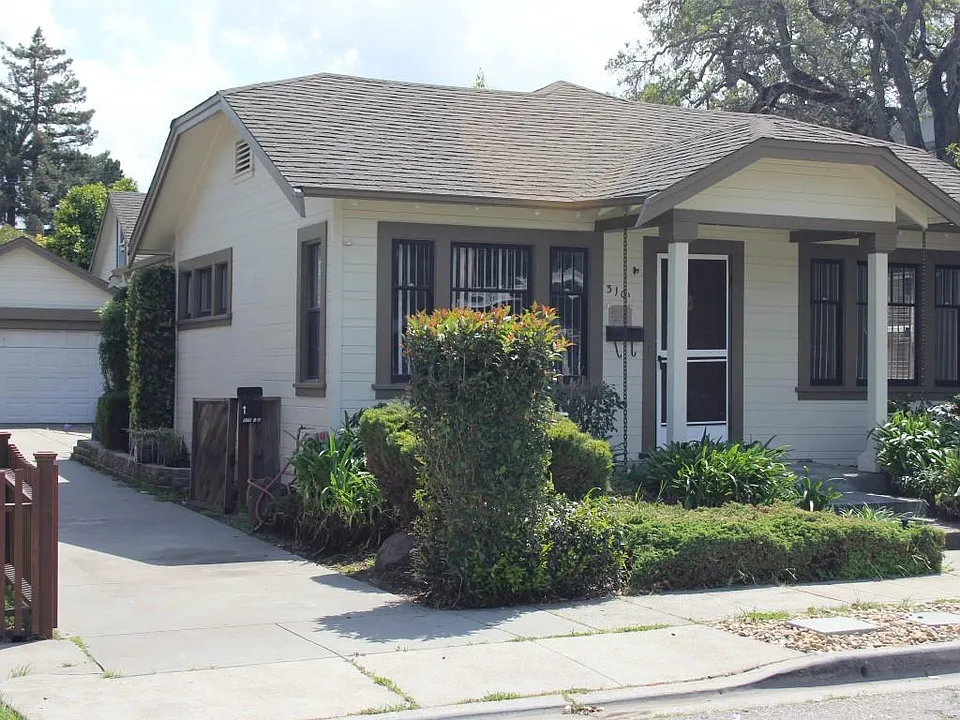 310 Warren Street, Martinez, CA 94553