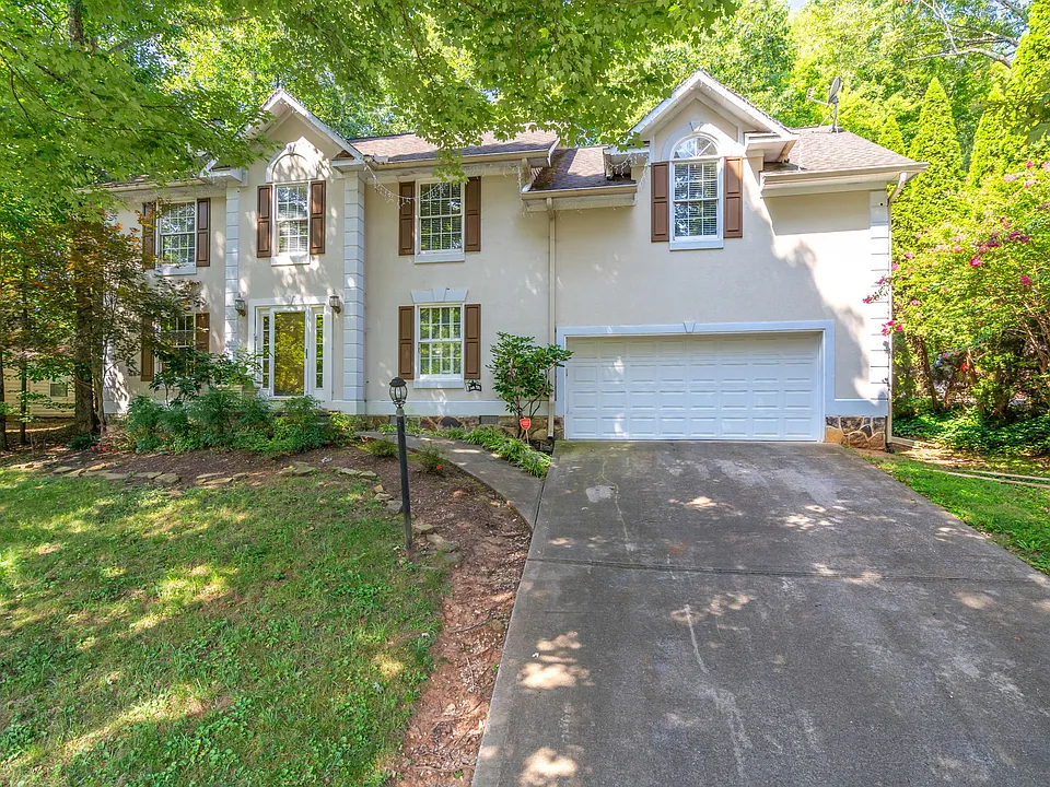2761 Dee Peppers Dr