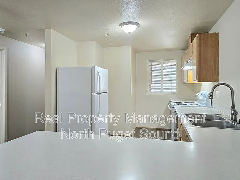 4505 100th St NE #B01 — Photo 7