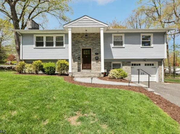 1 Oswego Ave, Rockaway Twp., NJ 07866