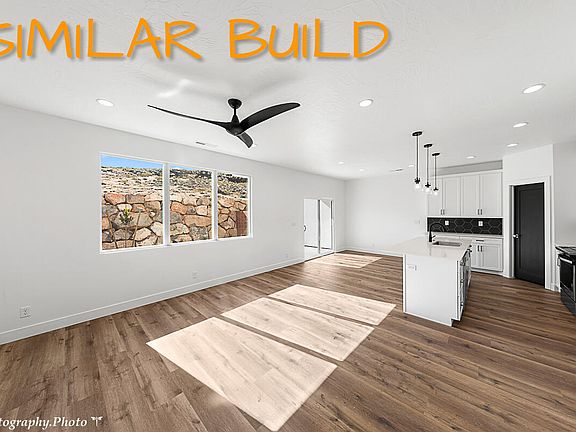 4th image of 798 E Desert Cactus Dr