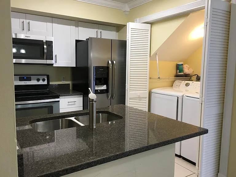 12154 Saint Andrews Pl #109 — Photo 23