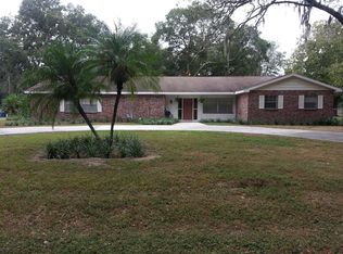 102 Phillips Dr, Seffner, FL 33584