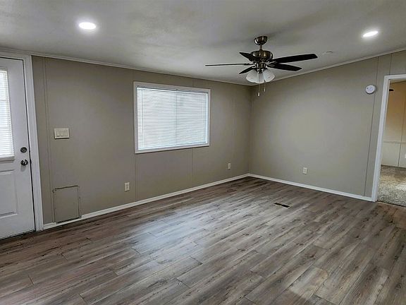 2nd image of 7702 E Holmes Ave