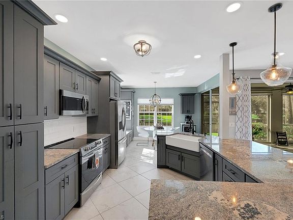 5th image of 14600 Glen Cove DR #301