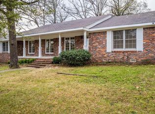 8201 Louwanda Dr, Little Rock, AR 72205