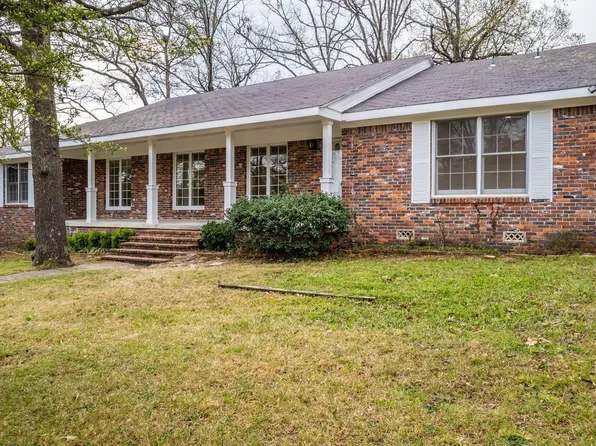 8201 Louwanda Dr, Little Rock, AR 72205