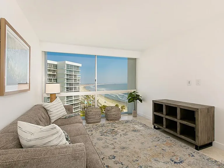 1760 Avenida Del Mundo #1109 — Photo 7