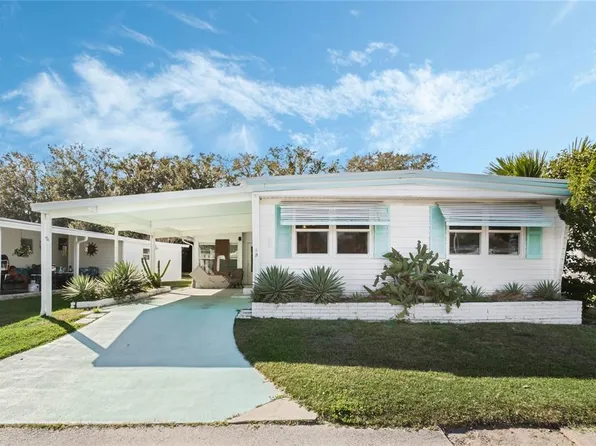 6 Cocos Plumosa Dr #B, Eustis, FL 32726