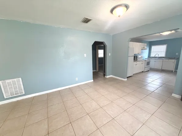 1846 Abacus Rd, Holiday, FL 34690