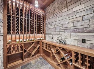 103 Vineyard Ridge Dr, Traverse City, MI 49686