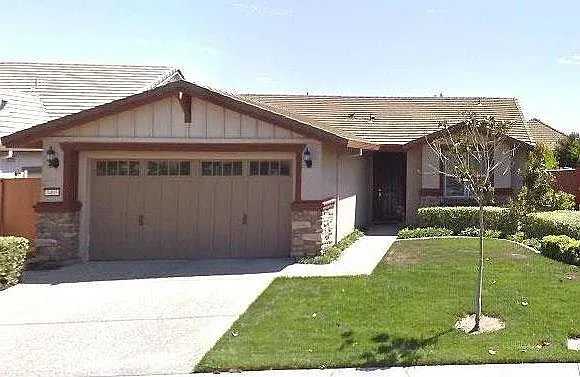 7405 Abbey Cir photo 1