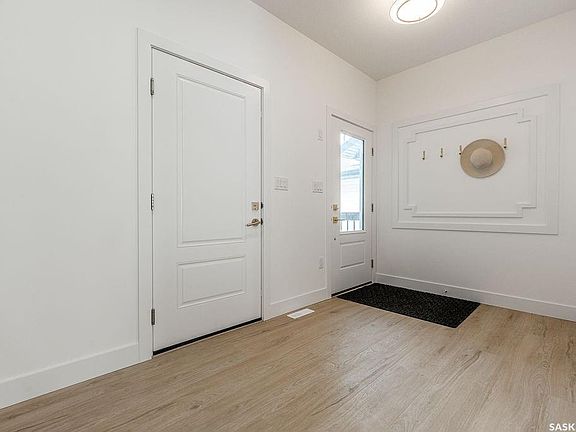 3rd image of 307 Sharma CRESCENT