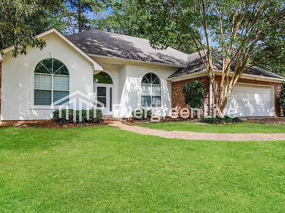 2nd image of 310 Woodlands Dr