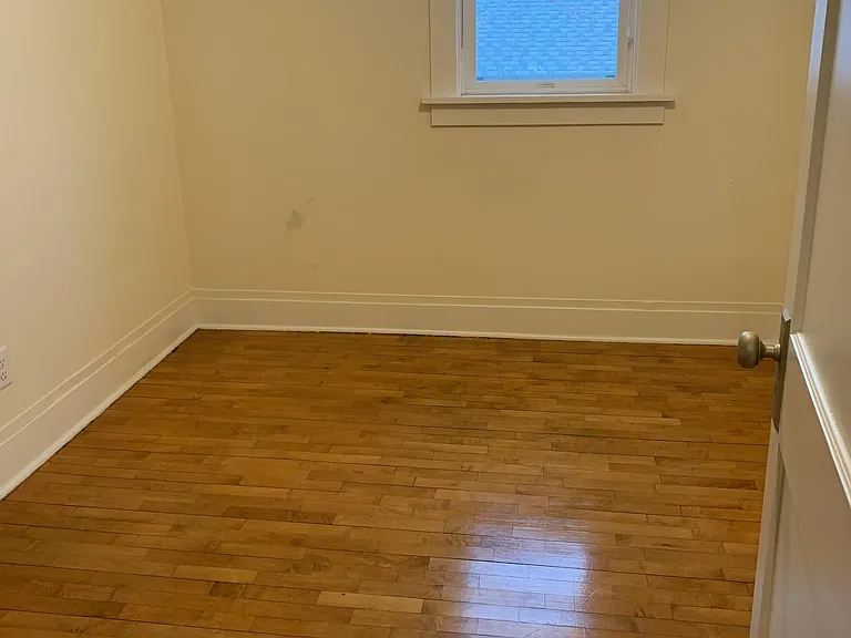 2331 George St — Photo 8