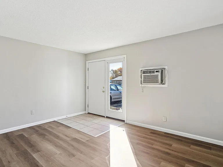 2206 Dale Dr #5 — Photo 9