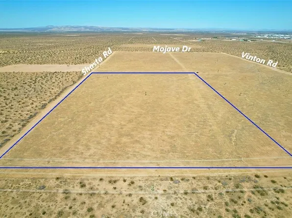 10 Shasta Rd, Phelan, CA 92371