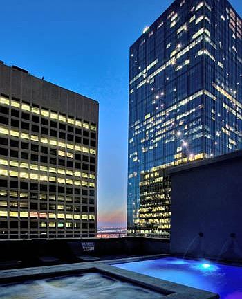dallas-loft-apartment-rooftop