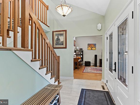 5th image of 3321 Green St