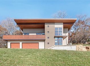 13560 W 49th St, Shawnee, KS 66216